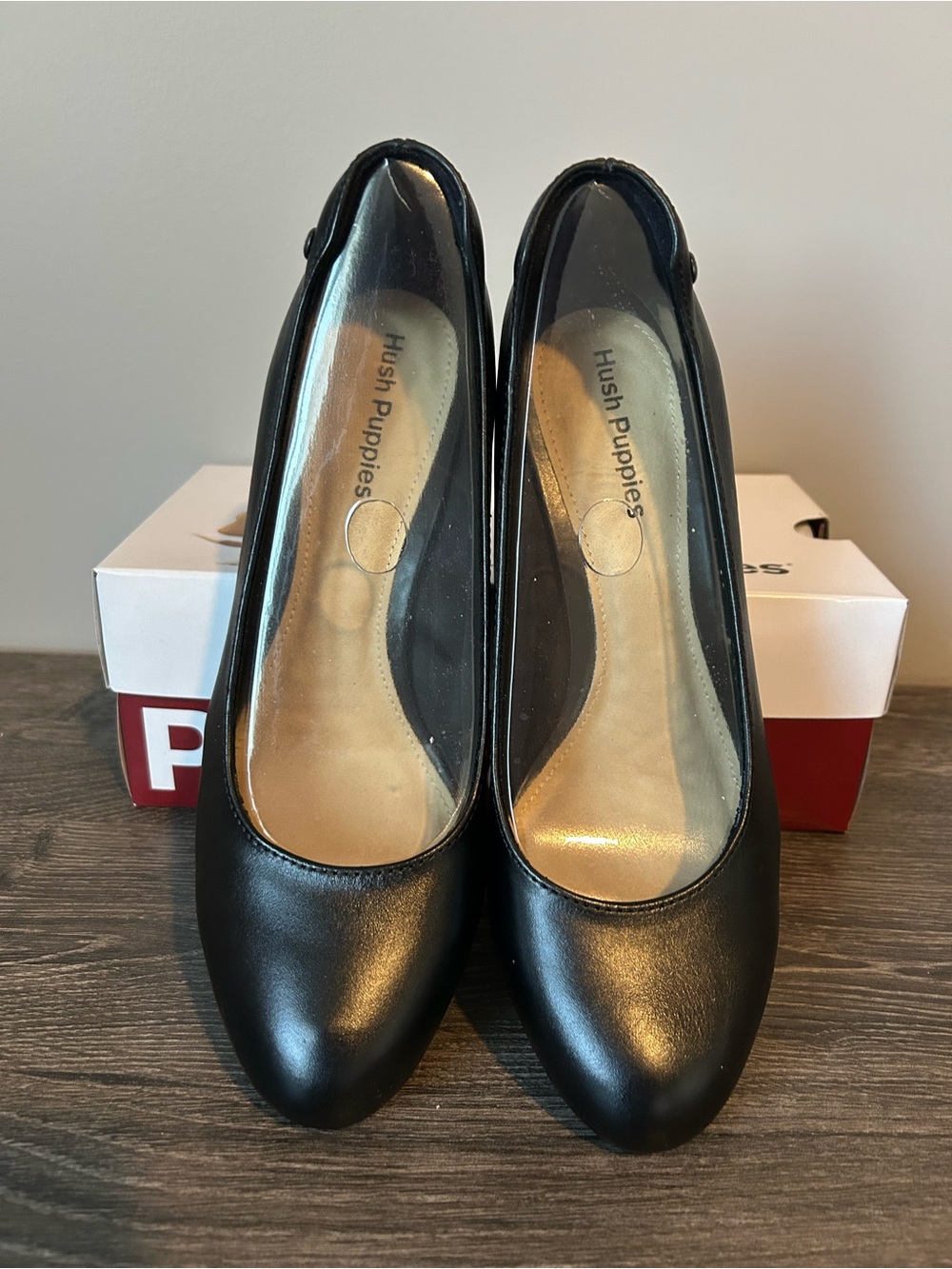 Hush Puppies Bella Setti - Black Leather Classic Round-Toe Wedge Pump